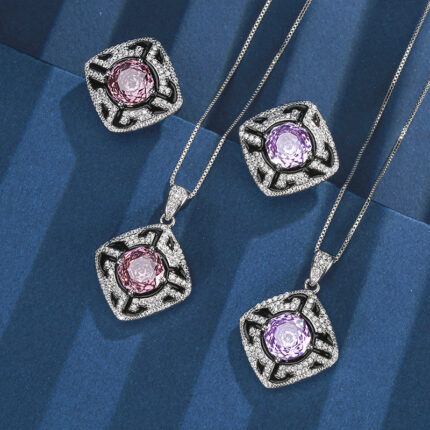 High carbon content, with the main component being the same carbon element as real diamonds. Highly simulated diamond, Redion cut, high-quality texture, true color, precious copper bottom, gold-plated rose cut, round temperament, light luxury set for women 10mm