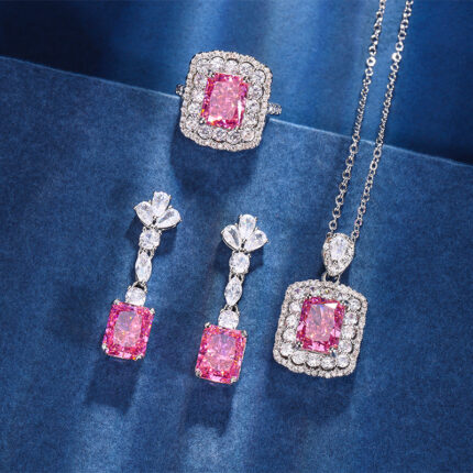 High carbon content, with the main component being the same carbon element as real diamonds. Highly simulated diamond Redion cutting high-quality texture real color treasure ice flower cutting copper inlaid pink diamond square candy set female lead stone 8 * 10