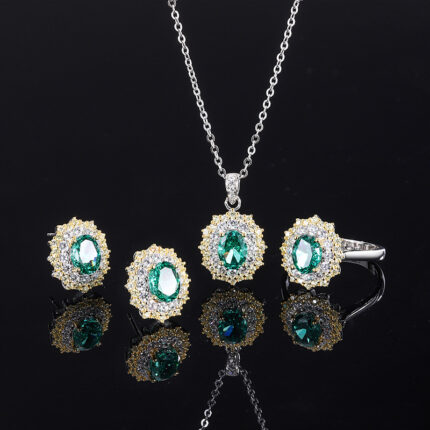 The S925 colored crown cutting technology for the whole body is popular, with high carbon content, and the main component carbon element is the same as that of real diamonds. Highly simulated diamond Redion cutting emerald small pigeon egg color separation set 6 * 8